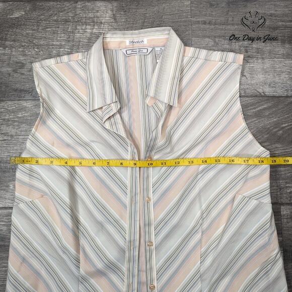 Poetic Gem Sleeveless Button Down Top Size XL - Picture 3 of 5